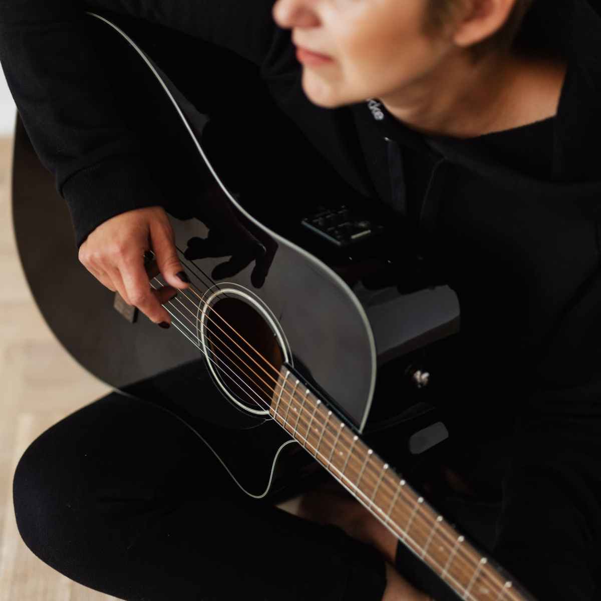 My Guitar by Napatsorn Treesap&nbsp;(Microfiction)